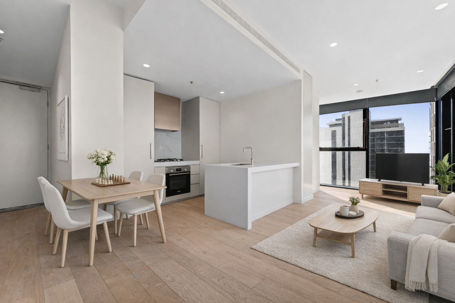 On Sale--City Apartment-Located at 141 La Trobe Street in the heart of Melbourne's CBD - Image 4