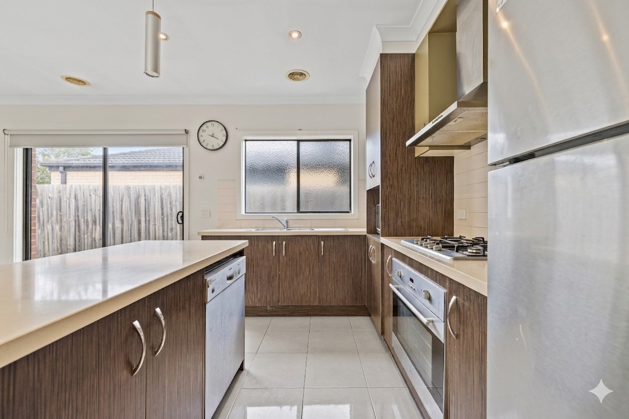 On Sale - Narren Warren House-CONTEMPORARY COMFORT, FAMILY CONVENIENCE - Image 5