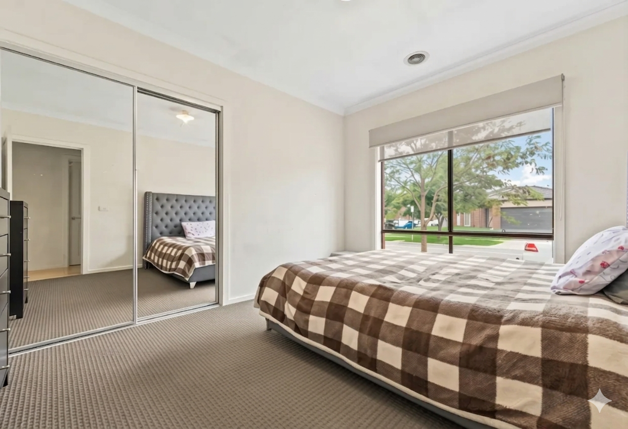 On Sale - Narren Warren House-CONTEMPORARY COMFORT, FAMILY CONVENIENCE - Image 8